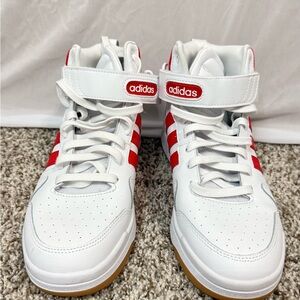Adidas White and Red Sneakers Cloudfoam